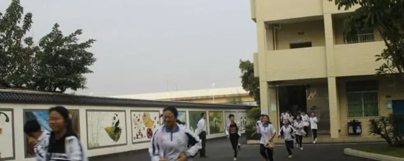 广利高中是封闭式学校吗